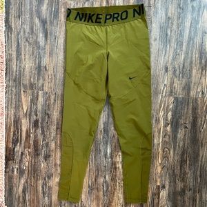Nike Pro Dri Fit Leggings Green Large